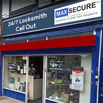 Locksmith store in Clapton